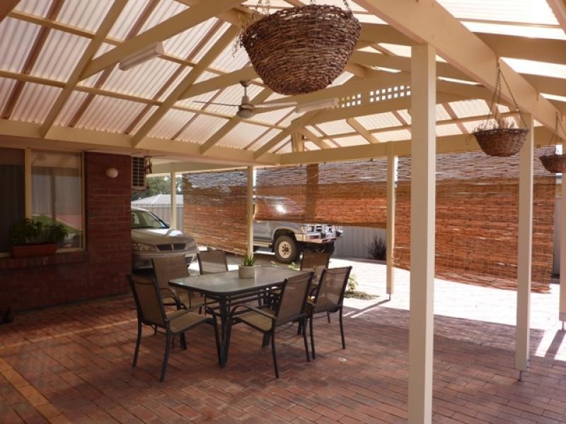 98 Grevillea Way, Woodside SA 5244