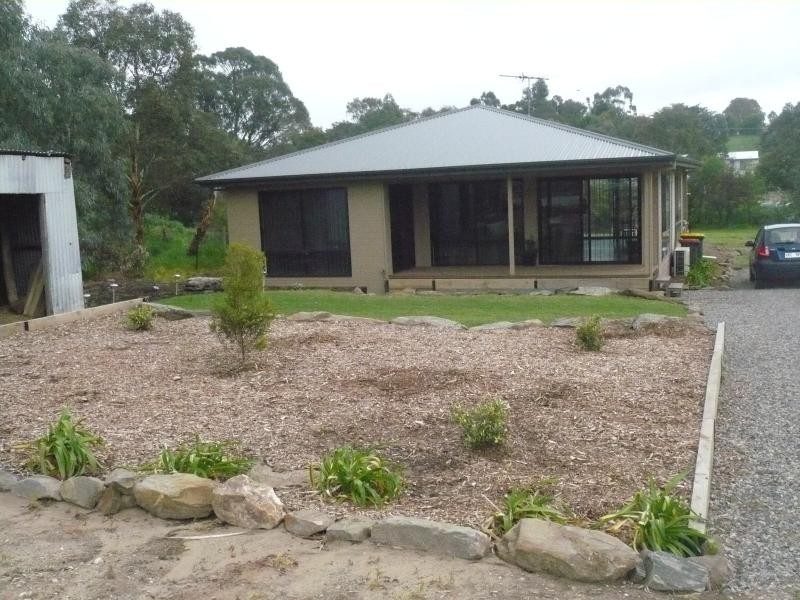 13 Hamilton Street, Springton SA 5235