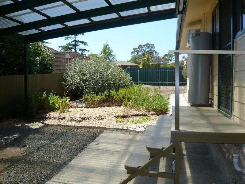 7 showground Road, Mount Pleasant SA 5235