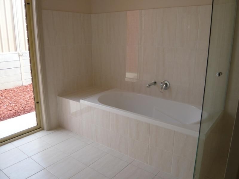 Unit 2/10 Bartholomew Avenue, Lobethal SA 5241