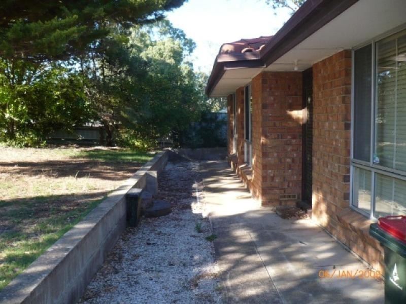 33 Showground Road, Mount Pleasant SA 5235