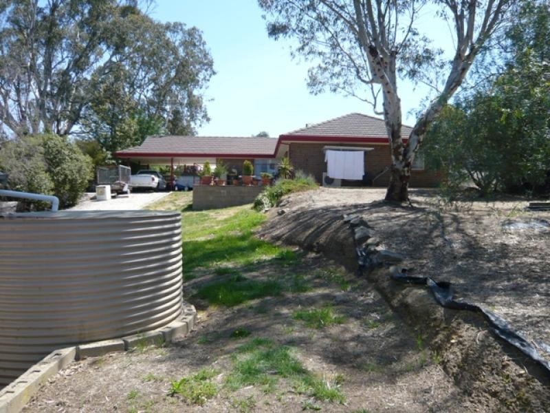 8 Ferdinand Street, Springton SA 5235