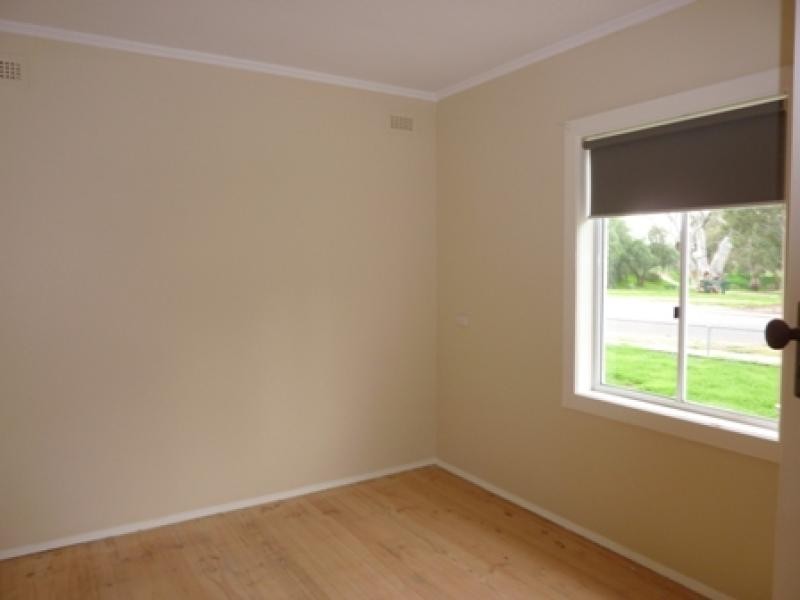 28 Lawrence Avenue, Gawler South SA 5118