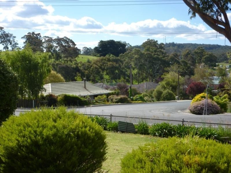 2 Mount Torrens Road, Lobethal SA 5241