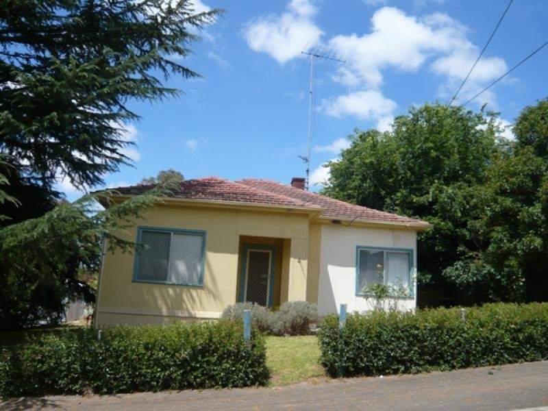 4 Murray Street, Gumeracha SA 5233