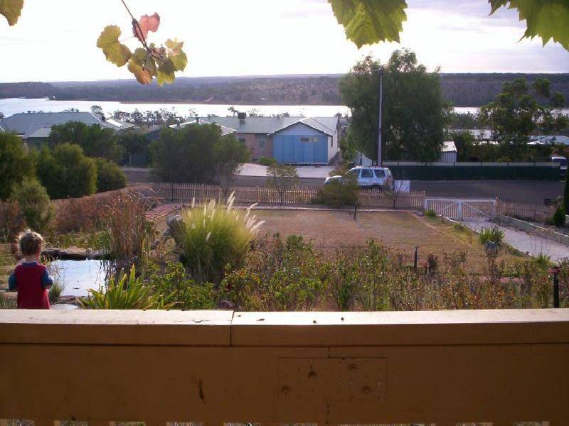 27 ARNOLD COURT, Nildottie SA 5238