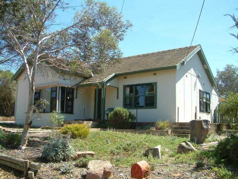 22 Victoria Street, Mannum SA 5238