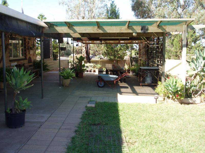 8 MALE ROAD, Mannum SA 5238