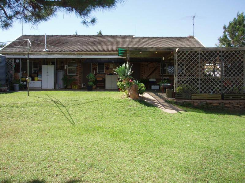 8 MALE ROAD, Mannum SA 5238