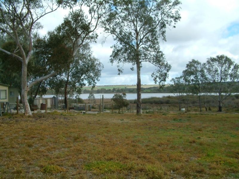 46 ROB LOXTON ROAD, Walker Flat SA 5238