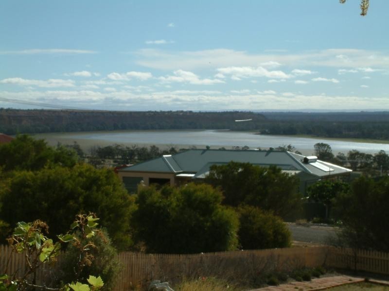 27 ARNOLD COURT, Nildottie SA 5238