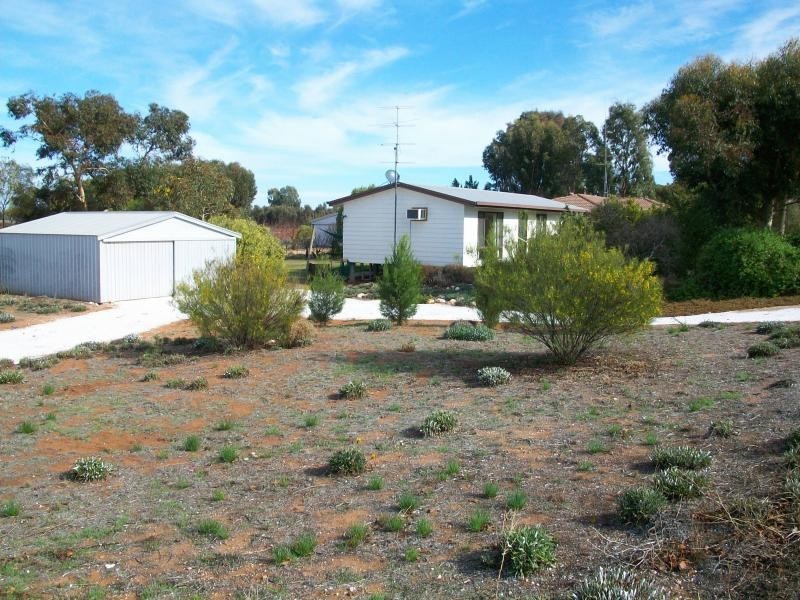 BAKARA ROAD NILDOTTIE, Nildottie SA 5238