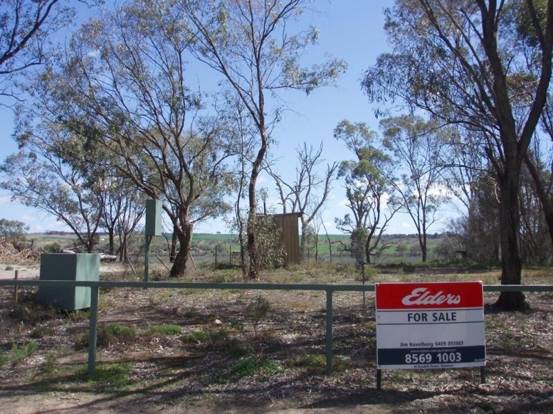 90 Rob Loxton Road  WALKER FLAT  via, Mannum SA 5238