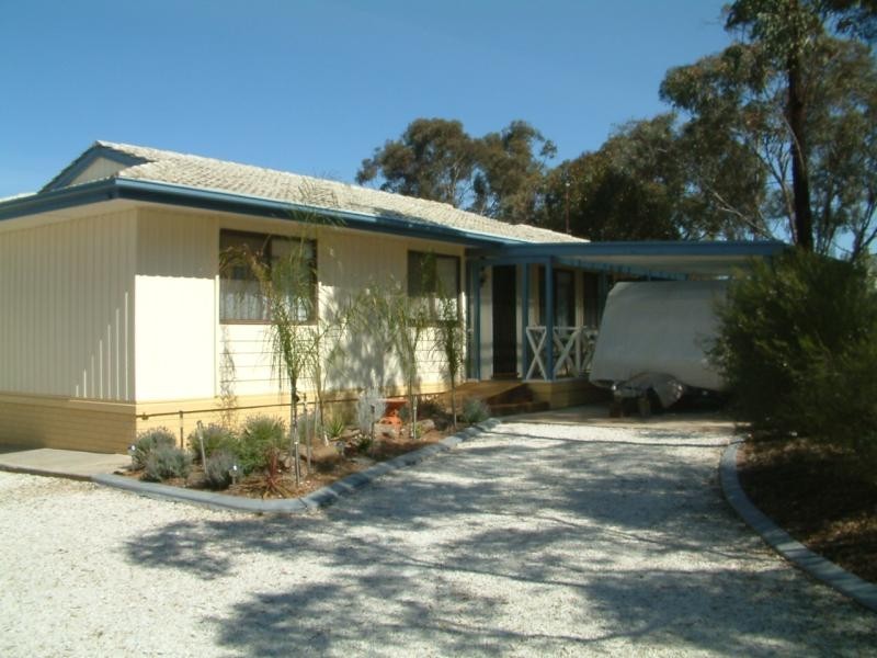 24 Randall Street, Mannum SA 5238