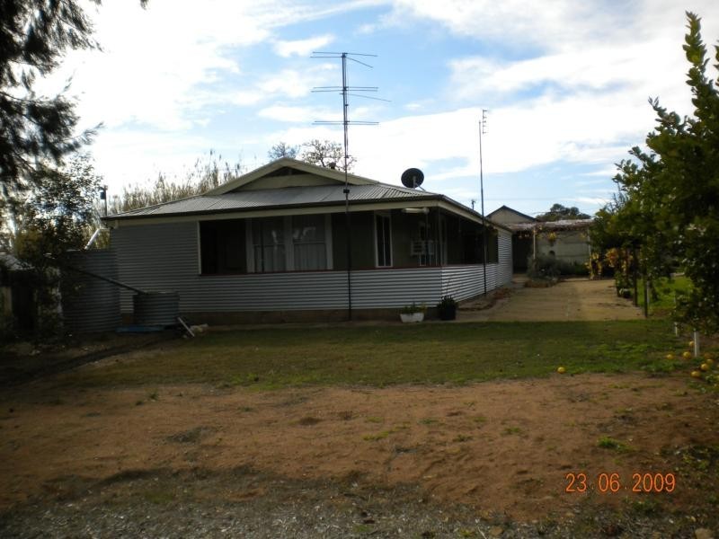 2 Showground Road, Swan Reach SA 5354