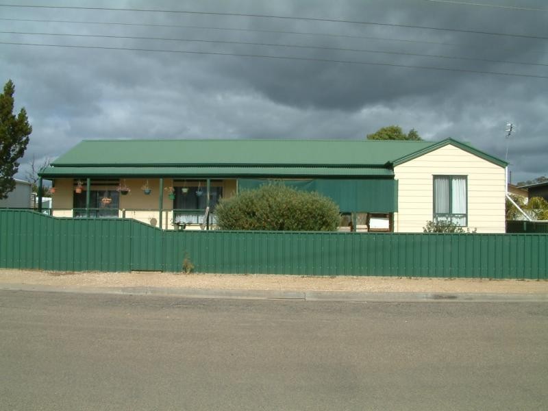 1 Chandler Avenue, Mannum SA 5238
