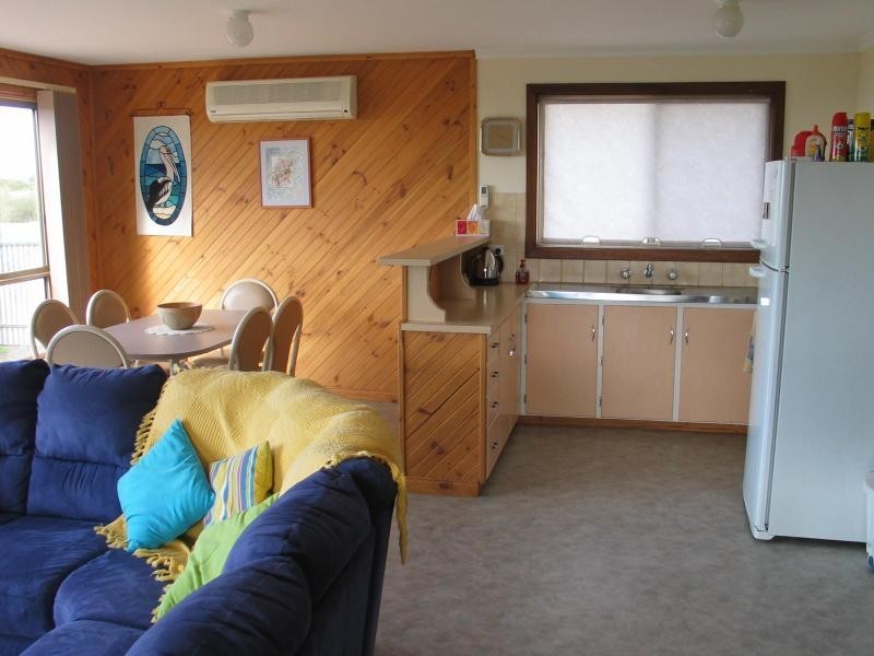 19 Captain Hutchinson Drive, Point Turton SA 5575