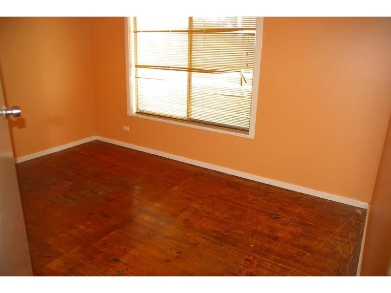 27 Eighth Street, Minlaton SA 5575