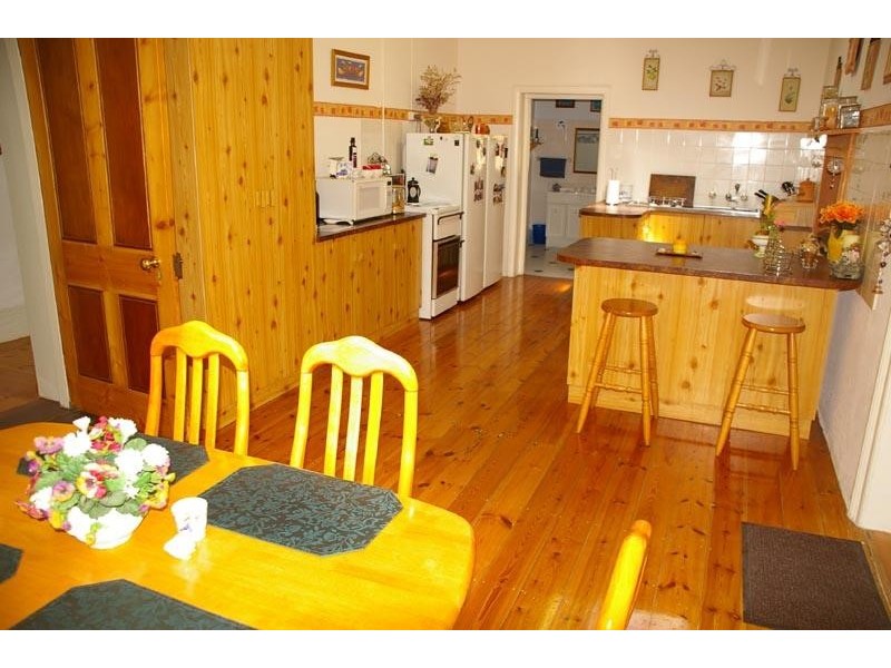 8 Cross Street, Edithburgh SA 5583