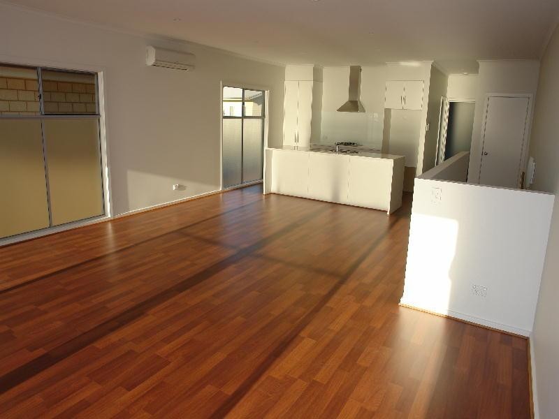 12B &amp 12 C Marine Parade, Moonta Bay SA 5558