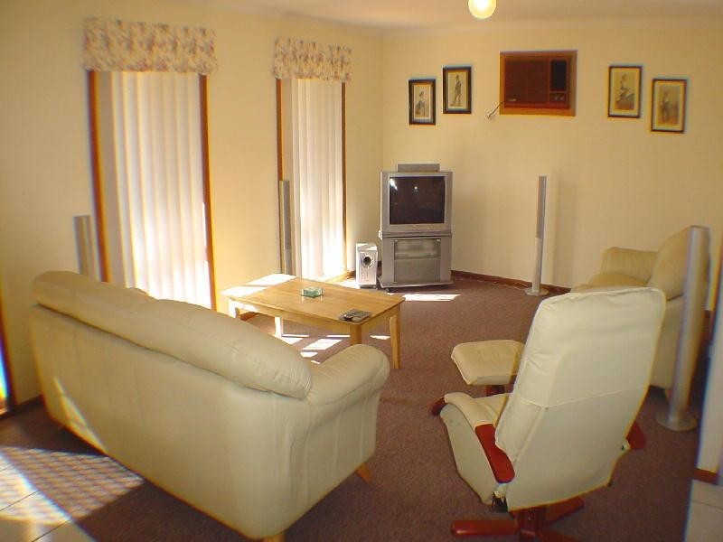 2 Cowling Court, Port Hughes SA 5558