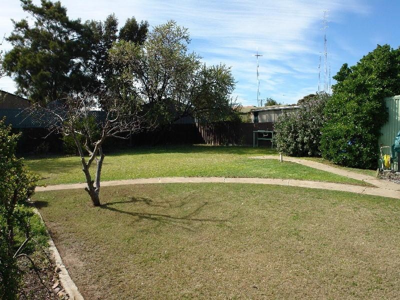 7 Edith Street, Moonta Bay SA 5558
