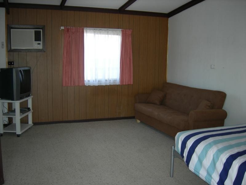 17 Randolph Street, Port Hughes SA 5558