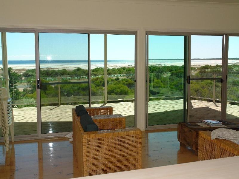 16 Marine Parade, Moonta Bay SA 5558