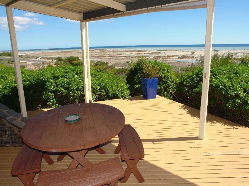 1 NORTH TERRACE, Moonta Bay SA 5558