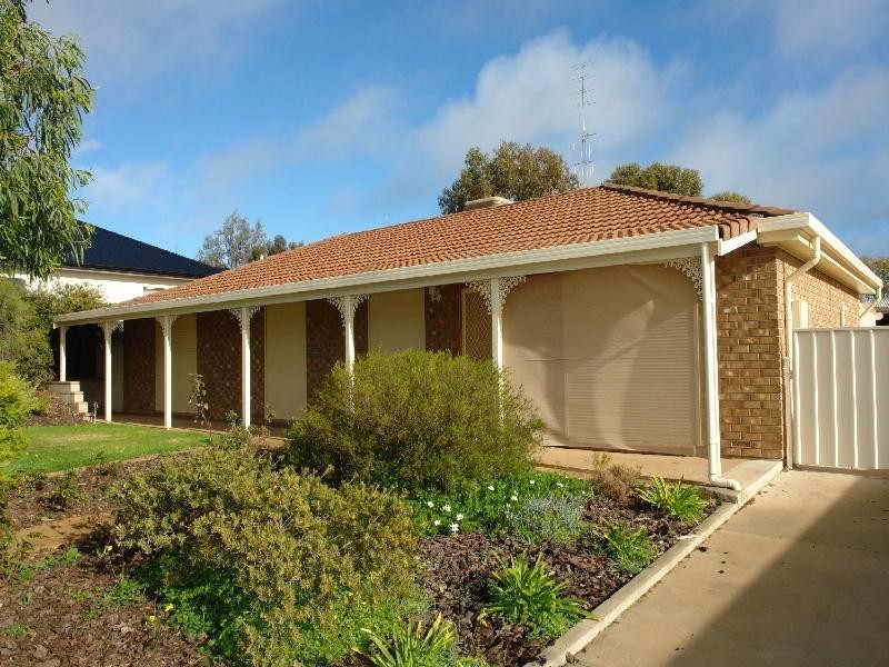 3 Highview Grove, Moonta Bay SA 5558