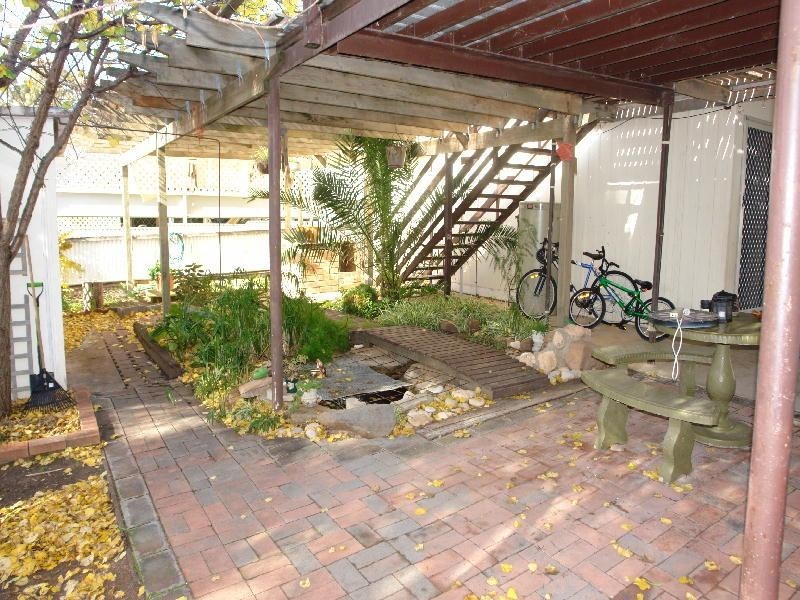 5 OLIVE PLACE, Moonta Bay SA 5558