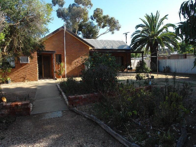 24 First Street, North Moonta SA 5558