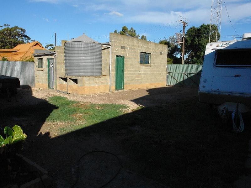 6 HENRY STREET, Moonta SA 5558