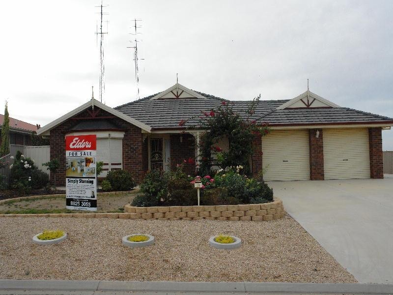 38 Highview Grove, Moonta Bay SA 5558