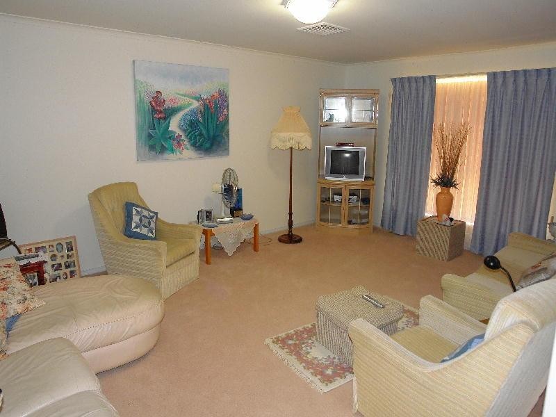 38 Highview Grove, Moonta Bay SA 5558