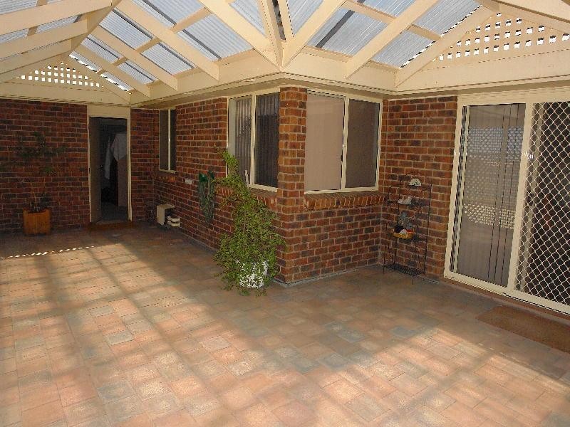 38 Highview Grove, Moonta Bay SA 5558