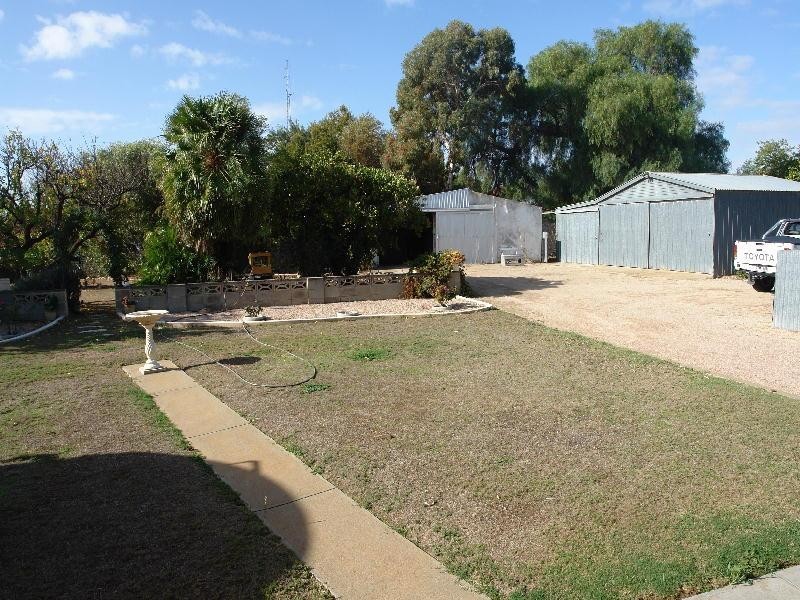24 Milne Terrace, Moonta SA 5558