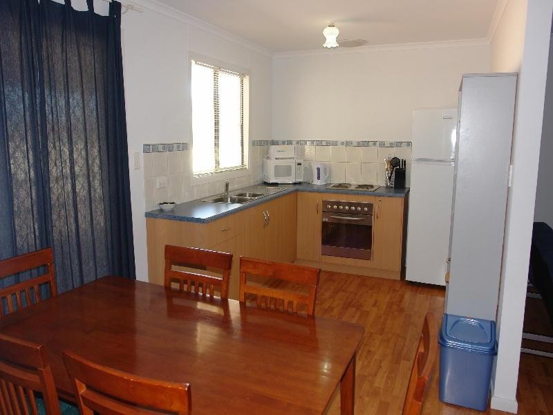 32 Westside Avenue, Moonta Bay SA 5558