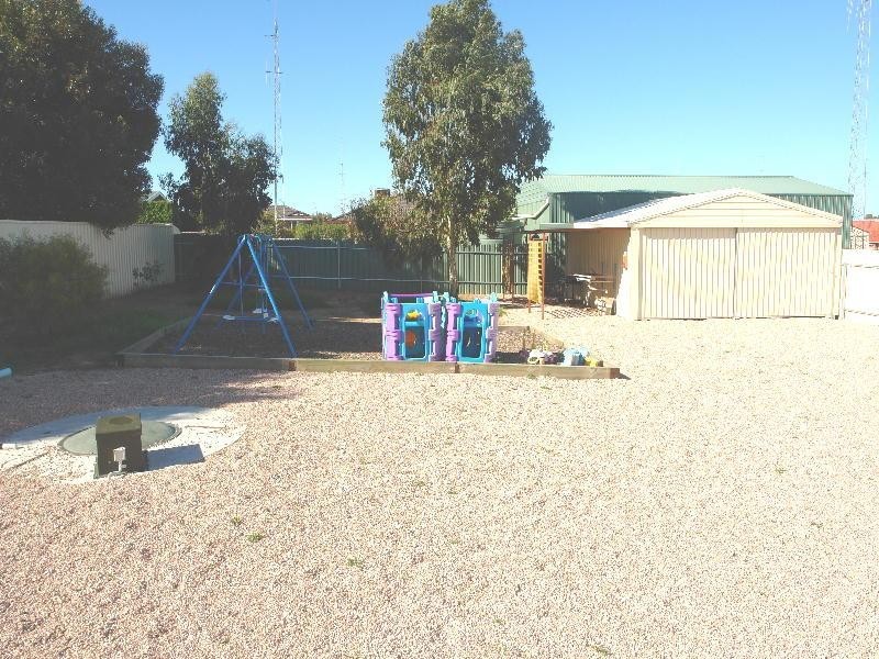 32 Westside Avenue, Moonta Bay SA 5558