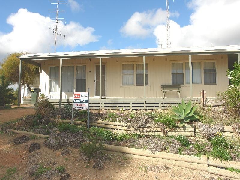 57 Esplanade, Wallaroo SA 5556