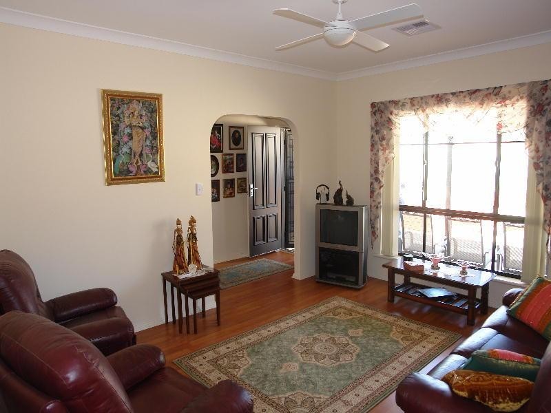37 Victoria Street, Moonta Bay SA 5558