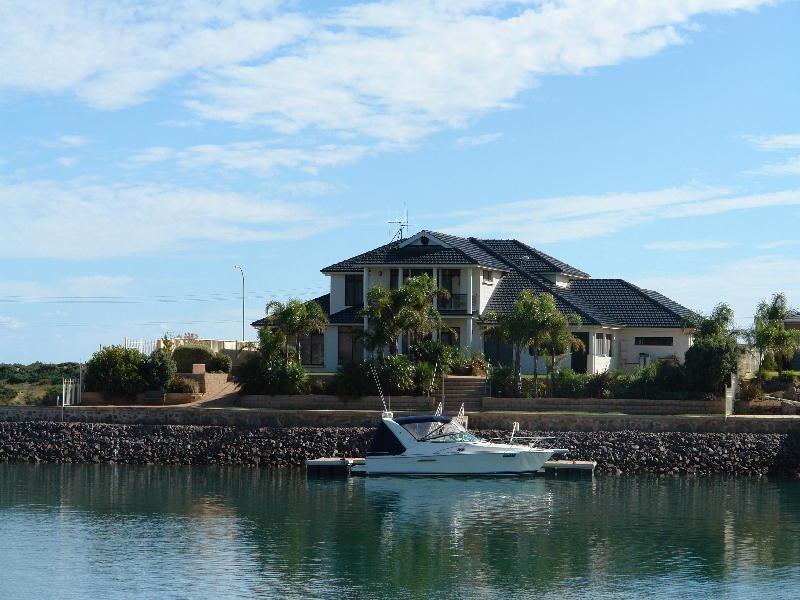 52 Pamir Court, Wallaroo SA 5556