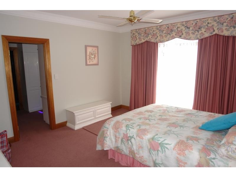 52 Pamir Court, Wallaroo SA 5556