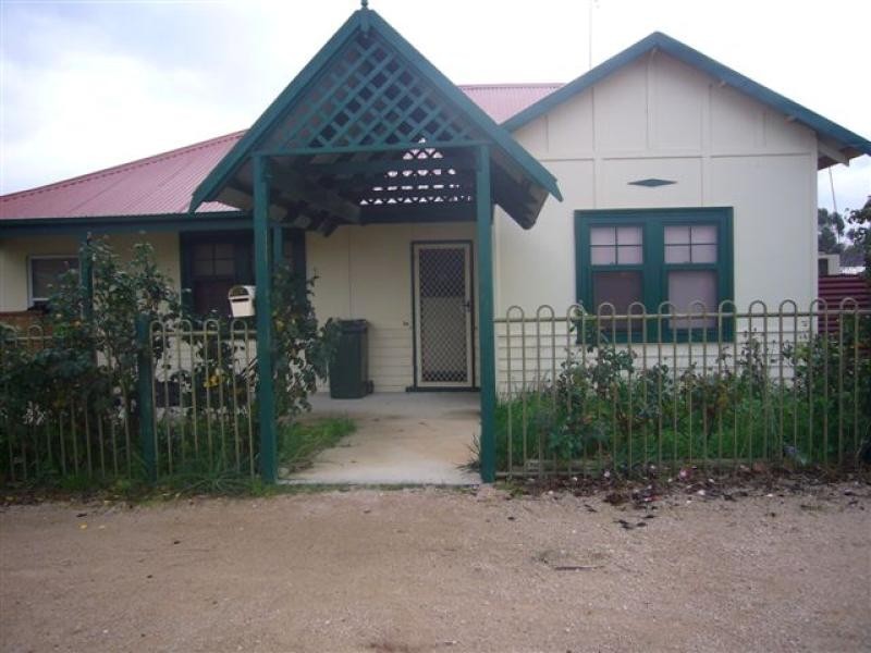 34 Caroline Street, Maitland SA 5573