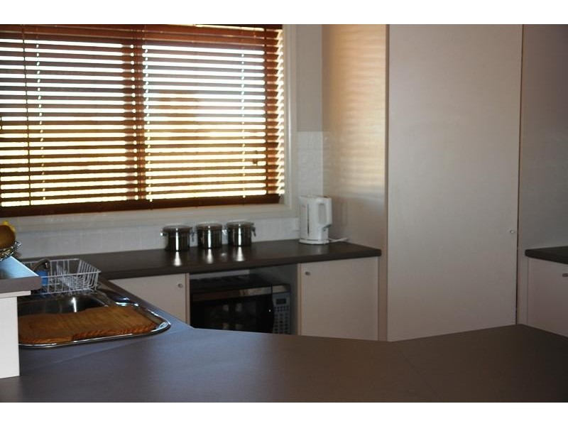 15 Brokenshire Street, Moonta Bay SA 5558