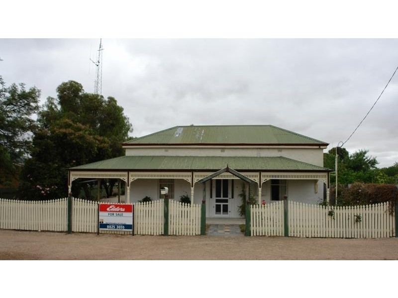 102 George Street, Moonta SA 5558