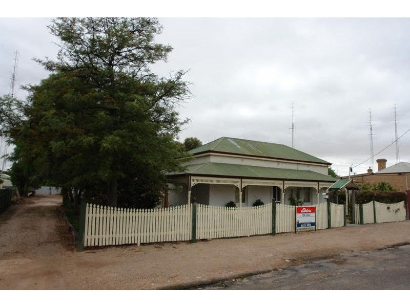 102 George Street, Moonta SA 5558