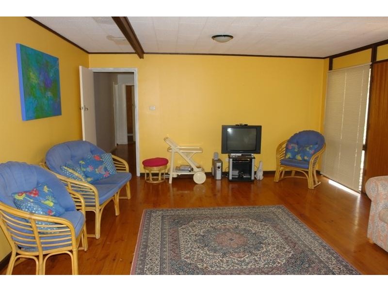 3 Alice Street, Moonta Bay SA 5558