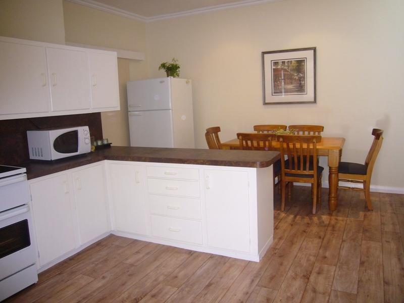 28 Ardrossan Road (corner Shannon Tce), Maitland SA 5573