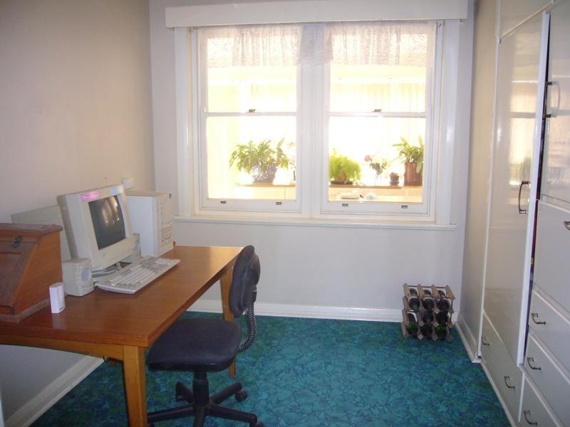 28 Ardrossan Road (corner Shannon Tce), Maitland SA 5573